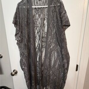 Chic Lace Kimono Cardigan